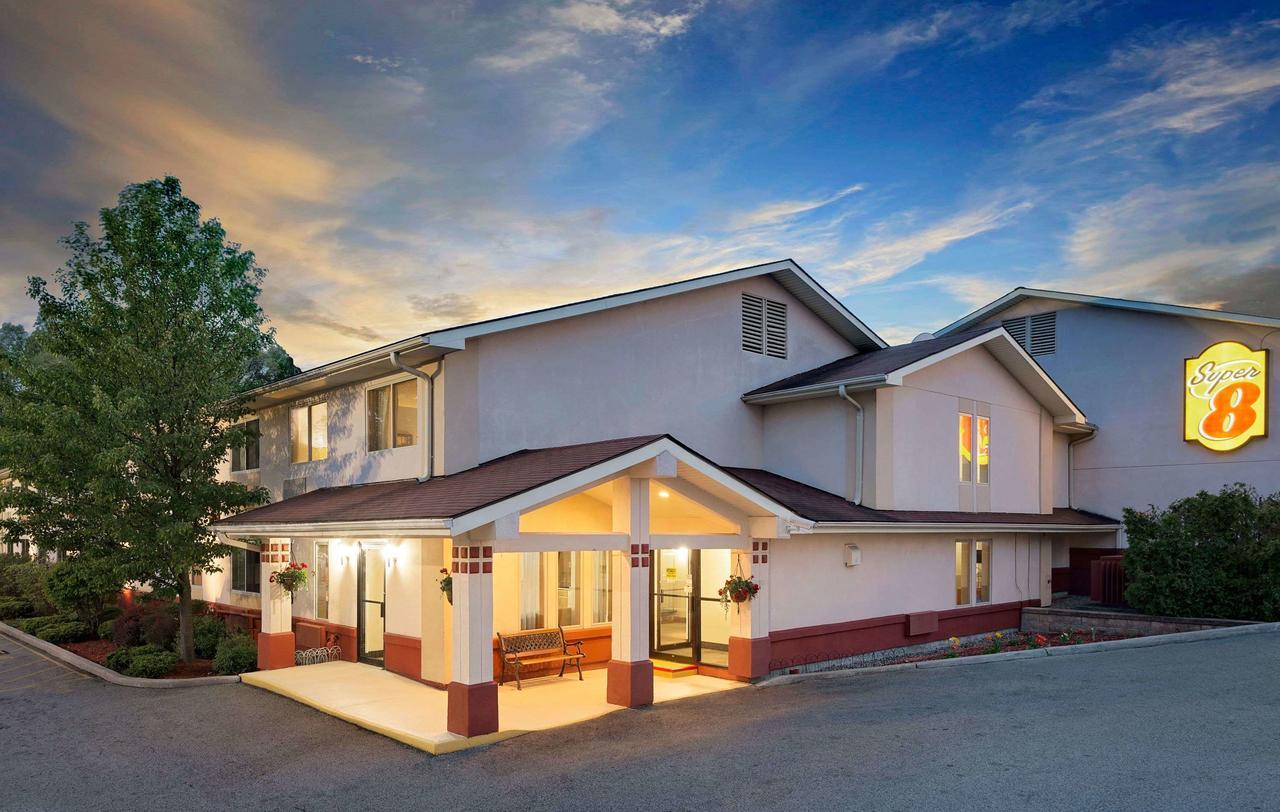 Motel Super 8 By Wyndham Newburgh/West Point Stewart Intl Airport Zewnętrze zdjęcie